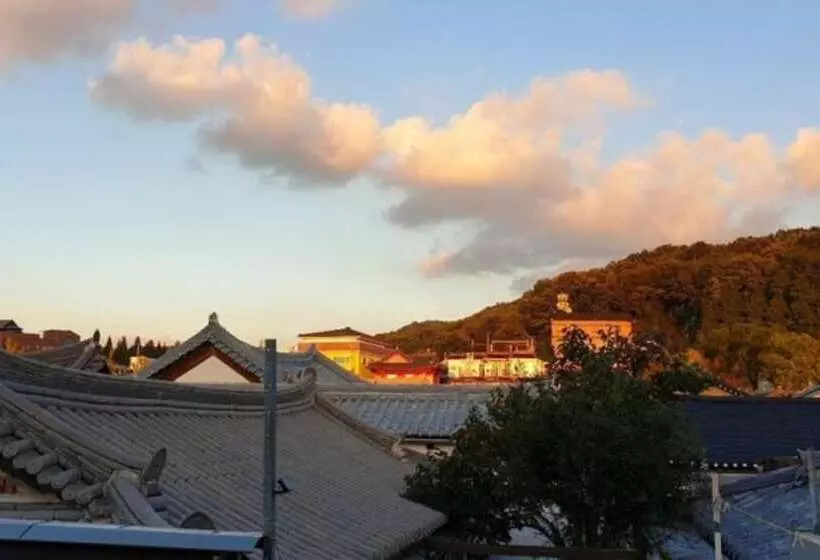 ペンション Jeonju Hongsi Hanok Guesthouse