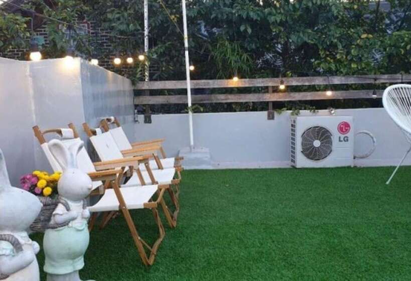 Пансион Jeonju Hongsi Hanok Guesthouse