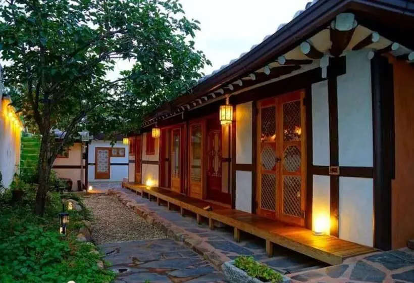 ペンション Jeonju Hongsi Hanok Guesthouse