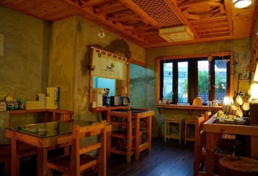 Пансион Jeonju Hongsi Hanok Guesthouse