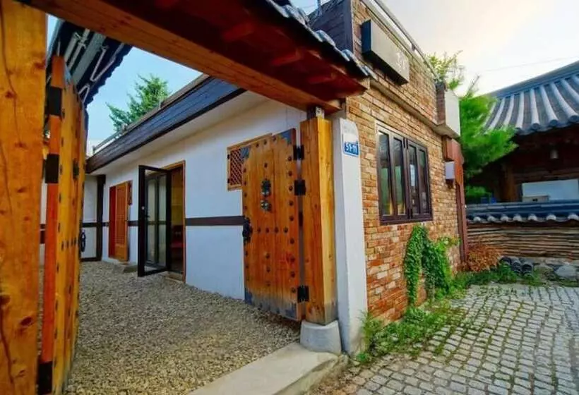 ペンション Jeonju Hongsi Hanok Guesthouse