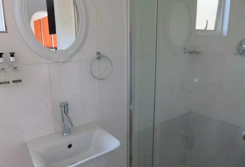 Majatalo Umhlanga Guesthouse