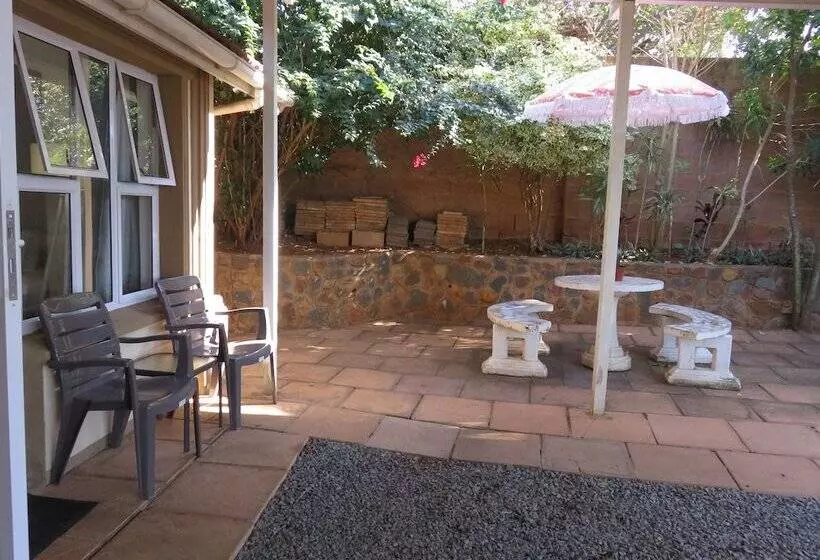 Majatalo Umhlanga Guesthouse