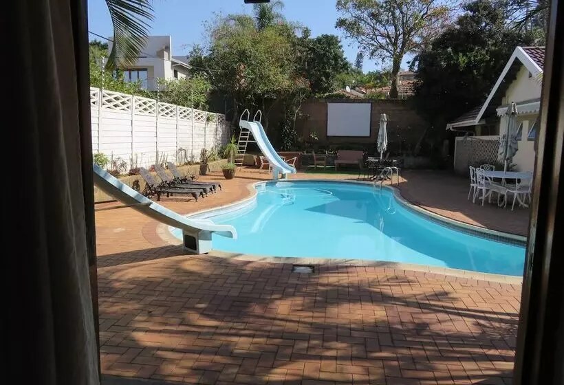 Majatalo Umhlanga Guesthouse