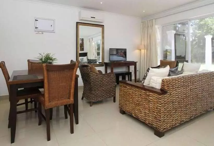 Majatalo Umhlanga Guesthouse