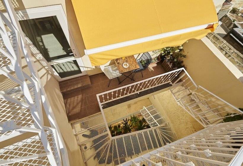 تختخواب و صبحانه Provicario