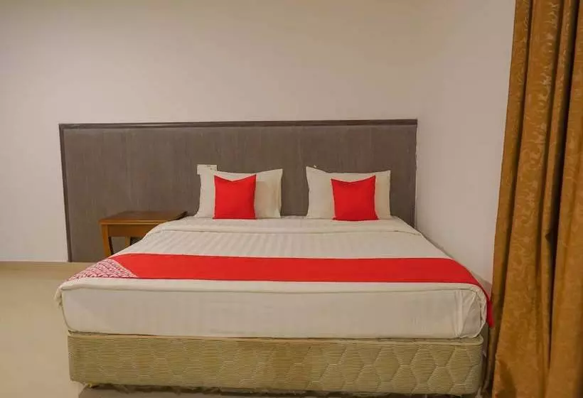 ホテル Aa Inn By Oyo Rooms