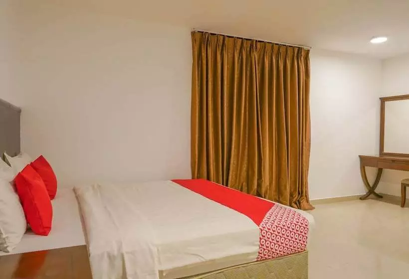 ホテル Aa Inn By Oyo Rooms