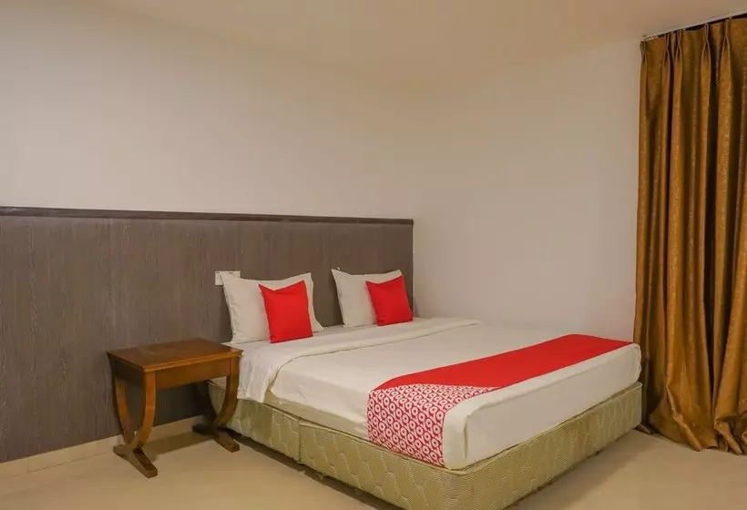 ホテル Aa Inn By Oyo Rooms