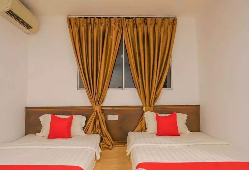 ホテル Aa Inn By Oyo Rooms