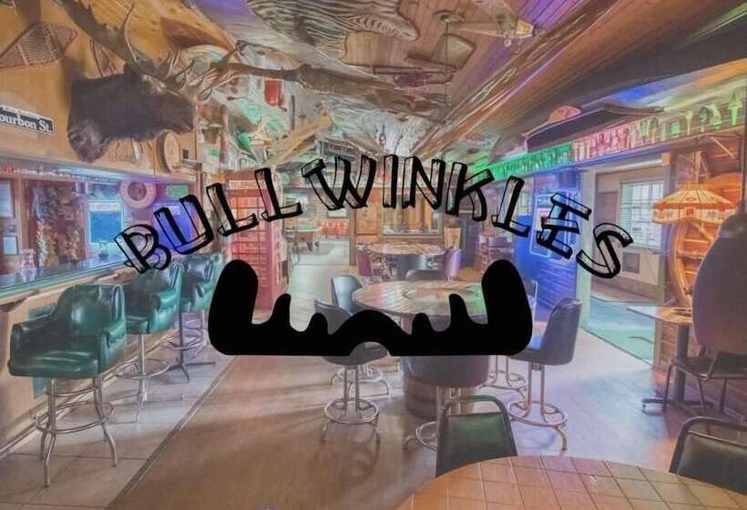 호텔 Bullwinkles Rustic Lodge