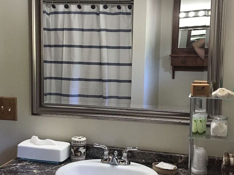 호텔 Bullwinkles Rustic Lodge