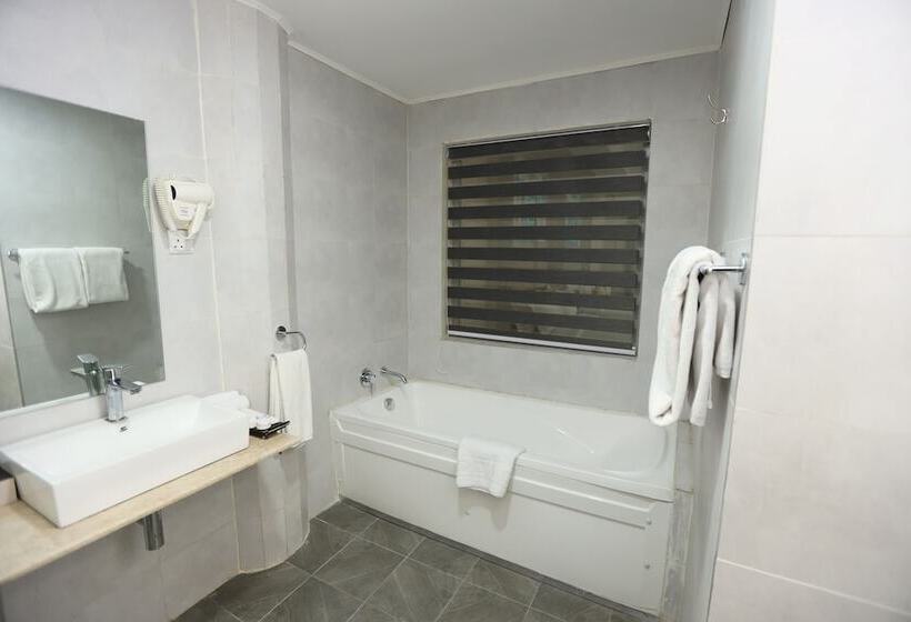 هتل Prideinn Plaza Nairobi Airport