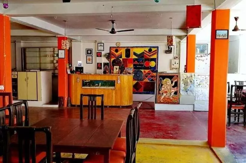 ホテル Rajalakshmi Guest House