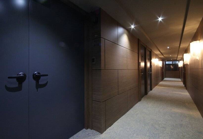 هتل The Vizit Jeonju