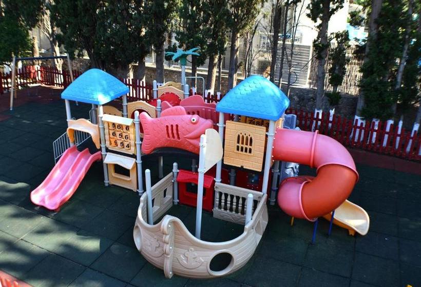 Kamares Apartments εε