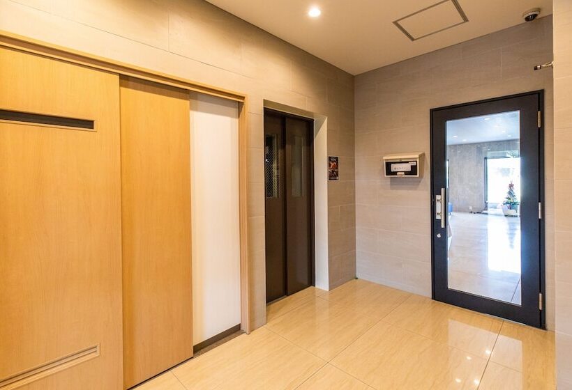 Mr.kinjo Beach Side Kafu Shi