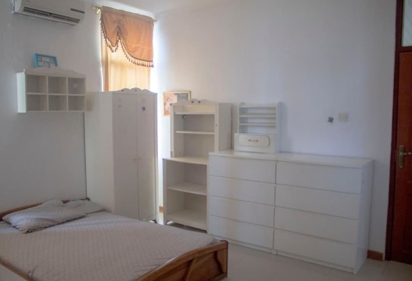 پانسیون Sara's Place