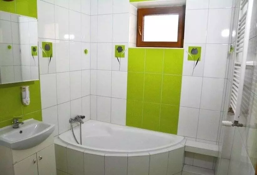 Sky8noclegi Hostel