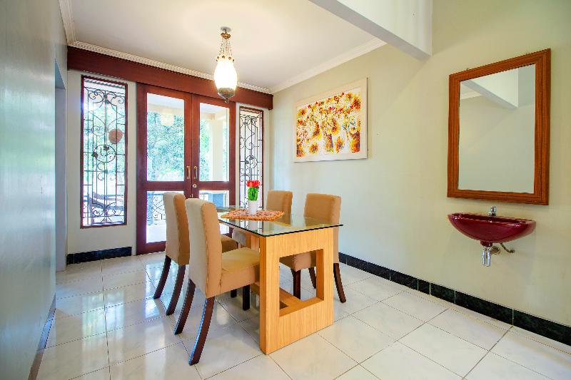 הוסטל The Doctor's Guest House By Oyo Rooms