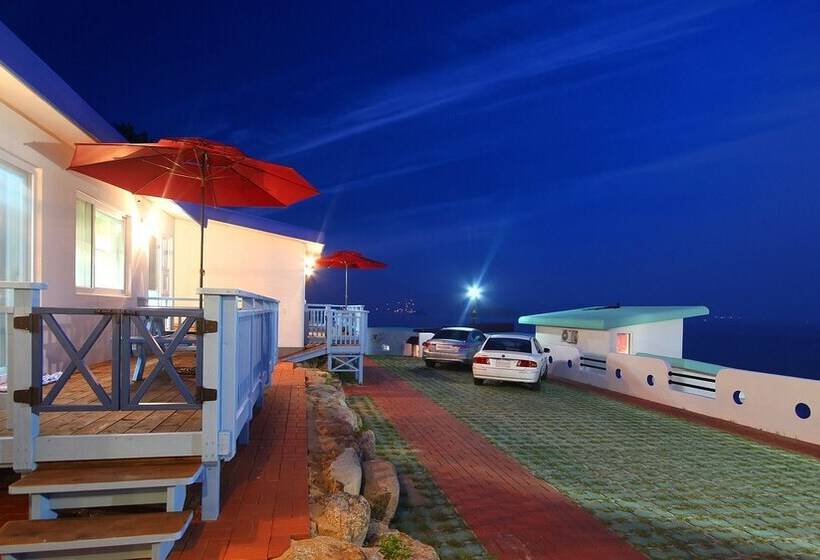 Namhae Blue & White Pension