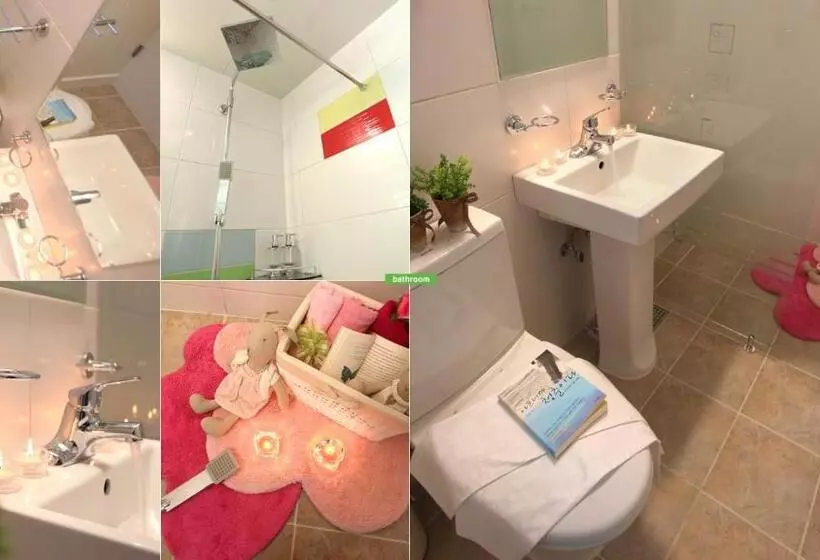 Namhae Blue & White Pension