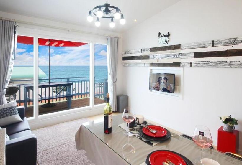 Namhae Blue & White Pension