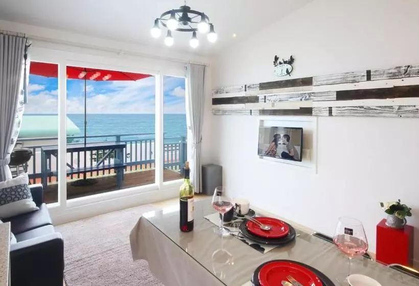 Namhae Blue & White Pension