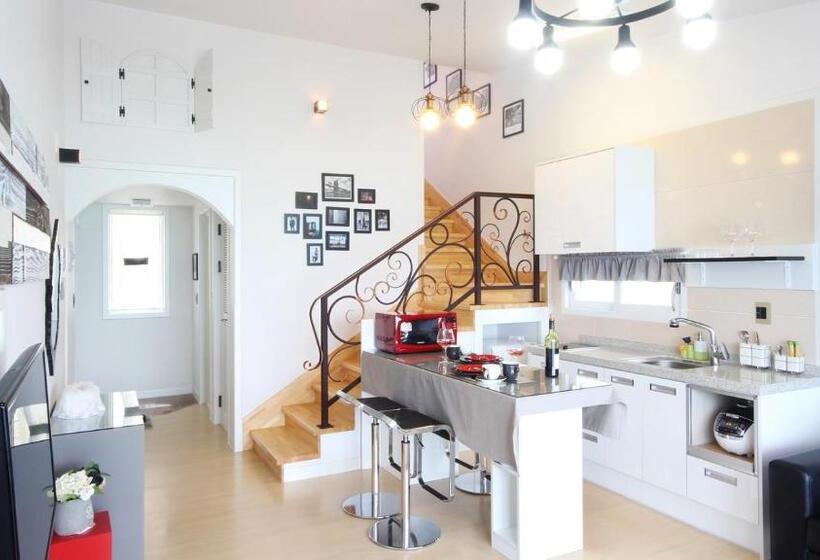 Namhae Blue & White Pension