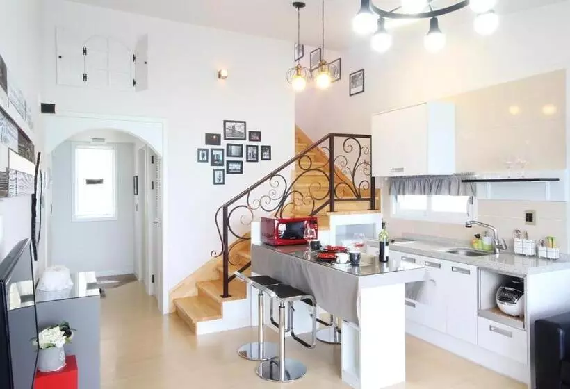 Namhae Blue & White Pension