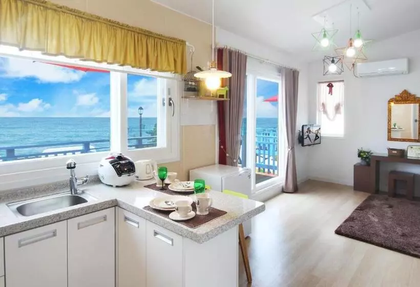 Namhae Blue & White Pension