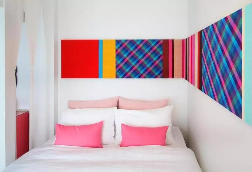 Namhae Blue & White Pension