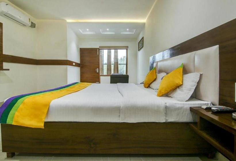 Hotell Treebo Trip Aditya & Kings