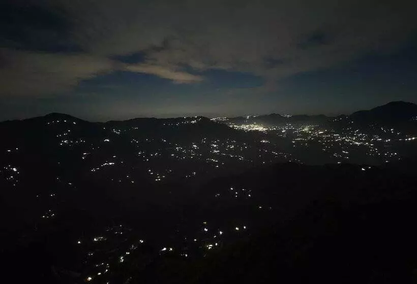 هتل Kali Tibba Resort