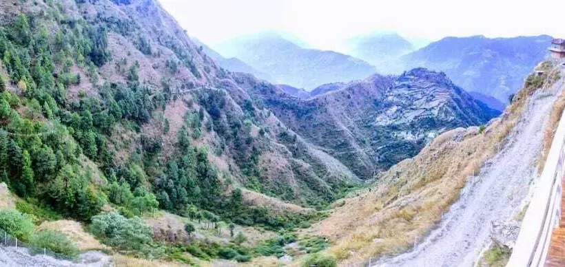 هتل Kali Tibba Resort