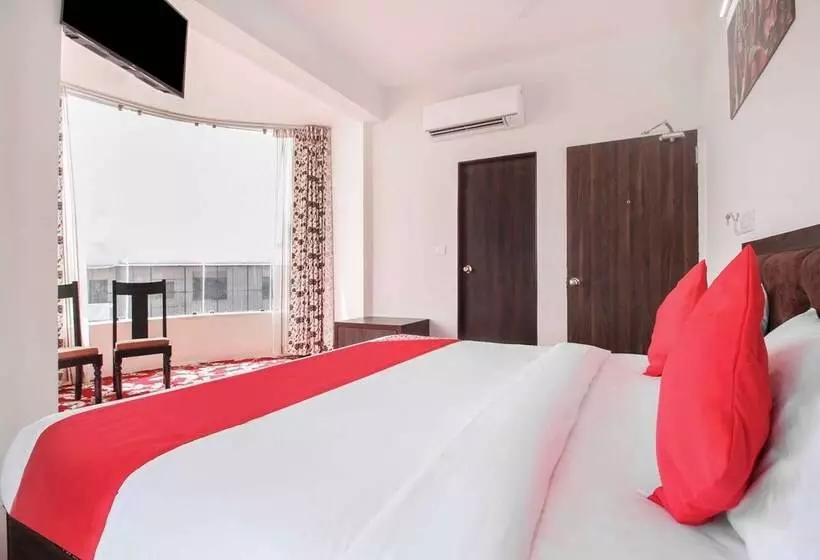 هتل Lily Bay Prime By Oyo Rooms