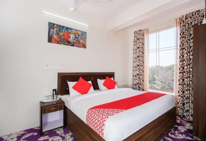 Hotel Lily Bay Prime By Oyo Rooms