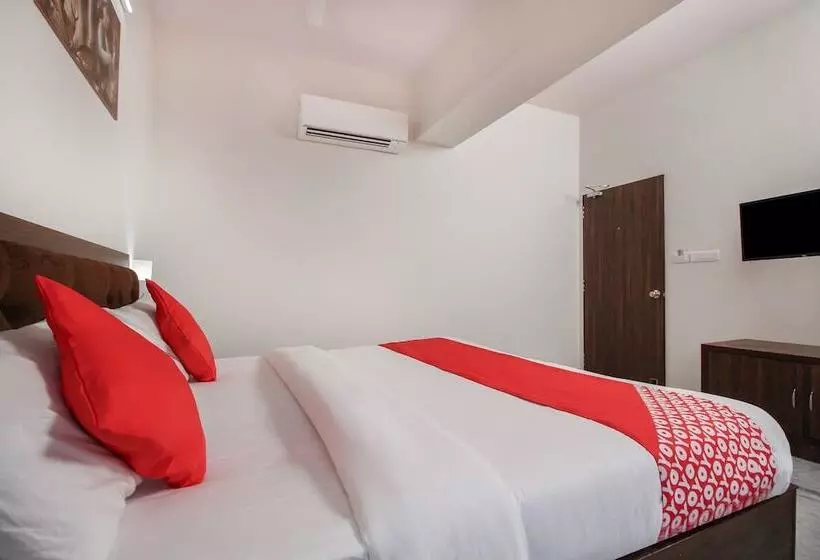 هتل Lily Bay Prime By Oyo Rooms
