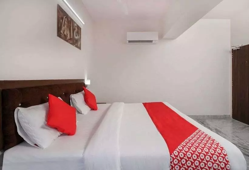هتل Lily Bay Prime By Oyo Rooms