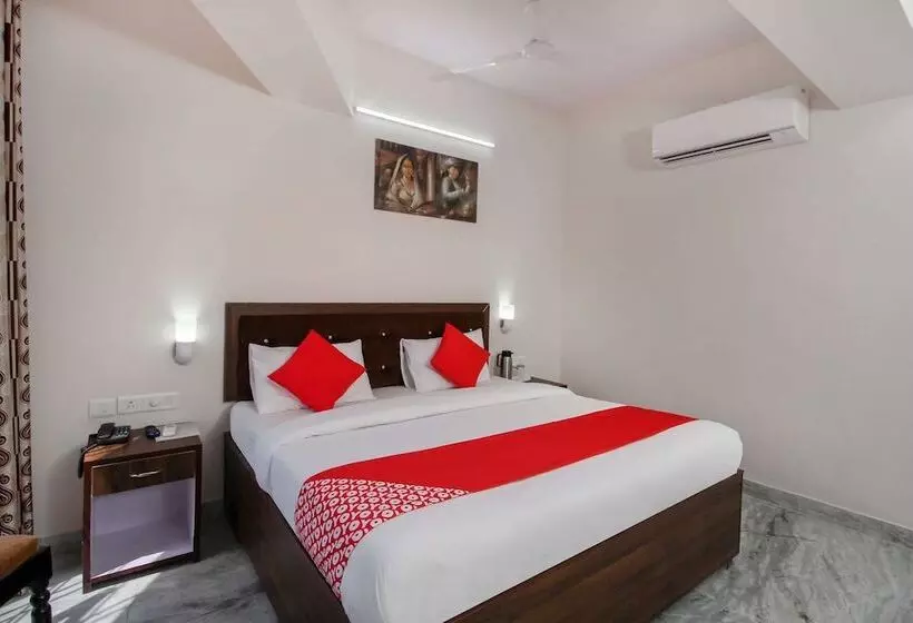 هتل Lily Bay Prime By Oyo Rooms