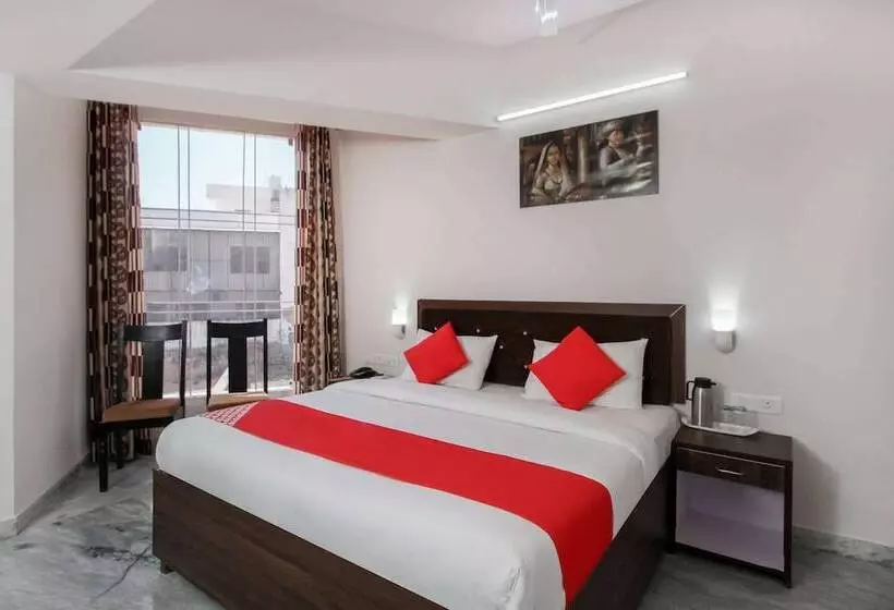 هتل Lily Bay Prime By Oyo Rooms