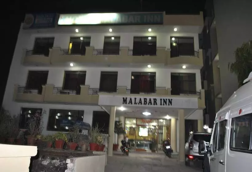 ホテル Malabar Inn By Mtmc Rooms, Katra