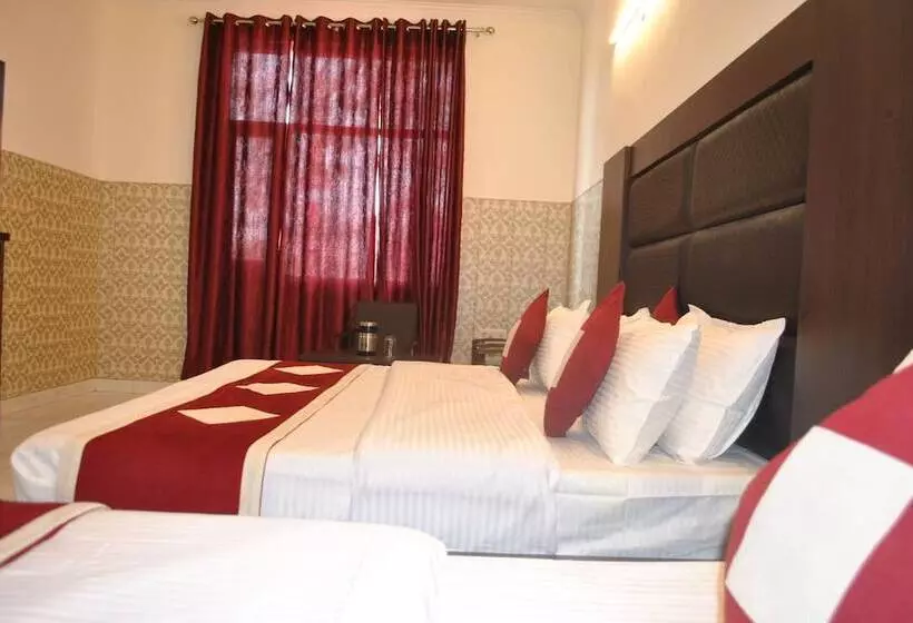 ホテル Malabar Inn By Mtmc Rooms, Katra