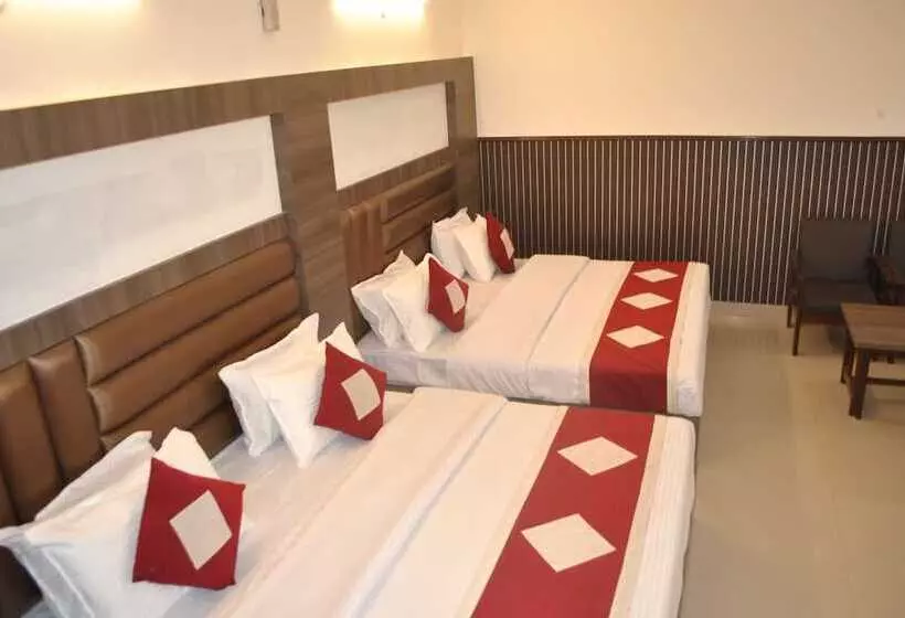 ホテル Malabar Inn By Mtmc Rooms, Katra