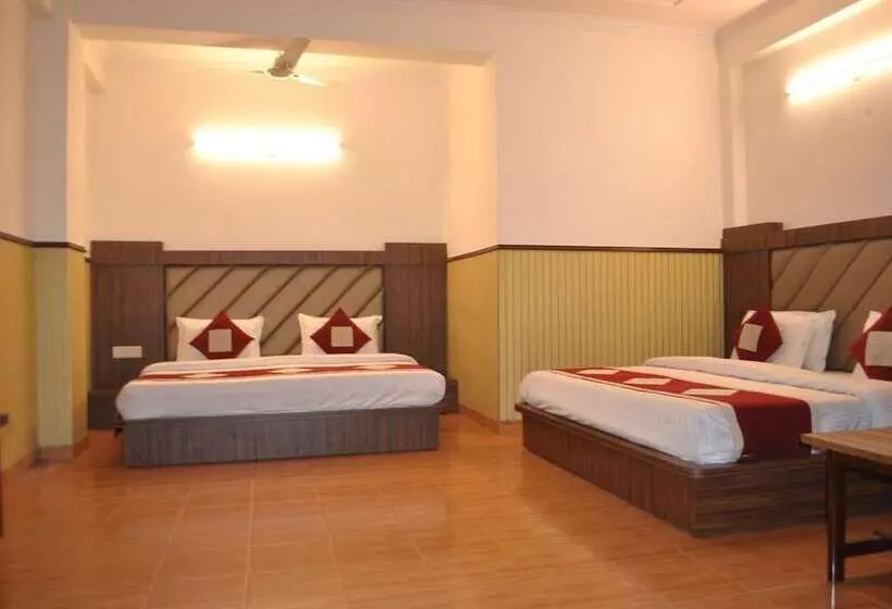 ホテル Malabar Inn By Mtmc Rooms, Katra