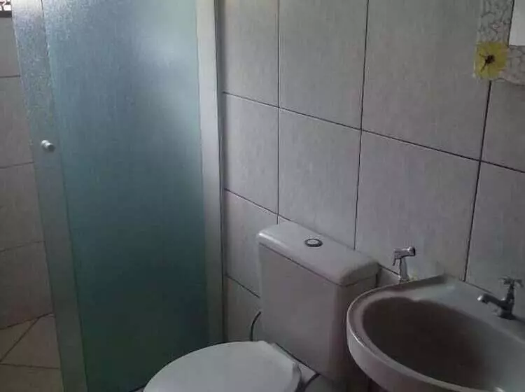 Hotelli Pousada Da Célia