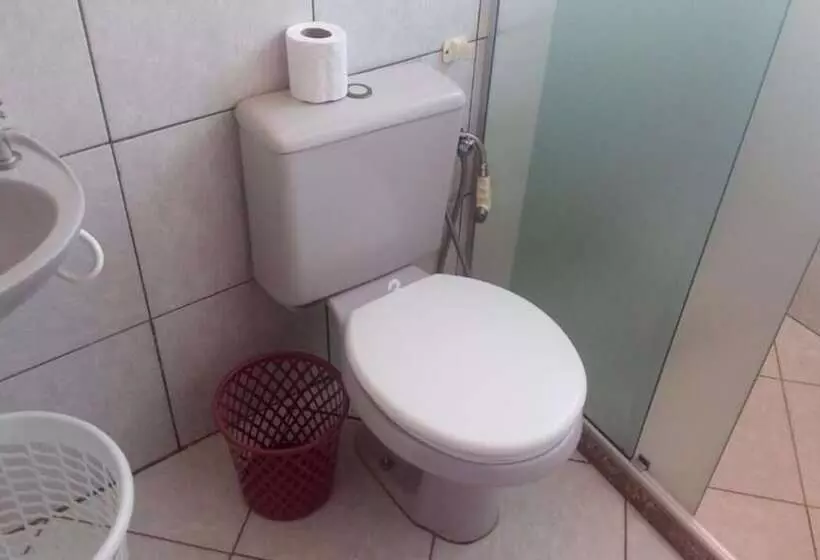 Hotelli Pousada Da Célia