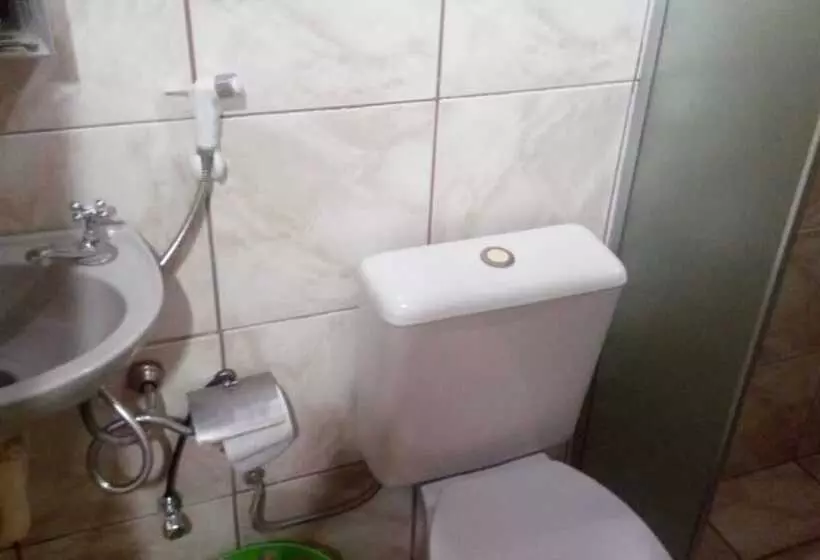 Hotelli Pousada Da Célia