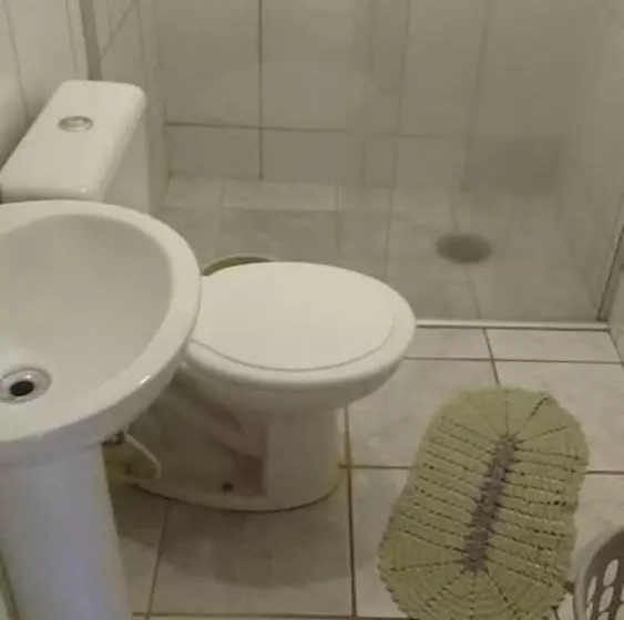 Hotelli Pousada Da Célia