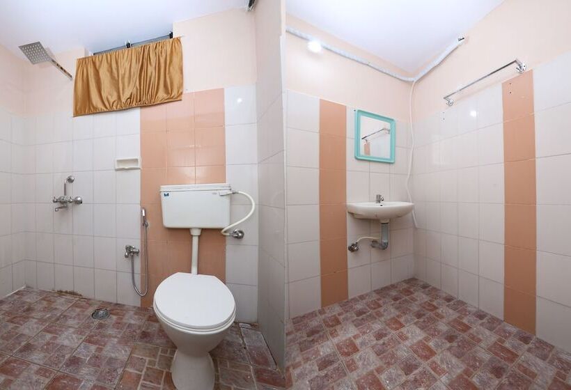 فندق Sanman Regency By Oyo Rooms